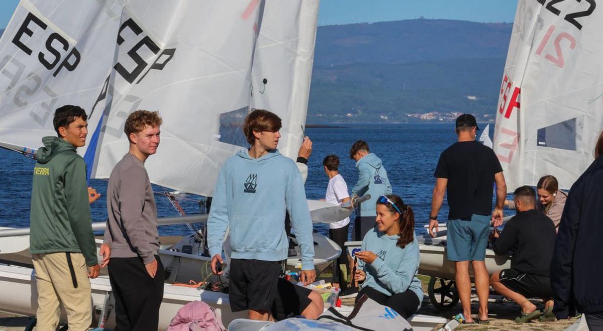 Los regatistas se sometieron 
ayer a las mediciones. |  I.A.