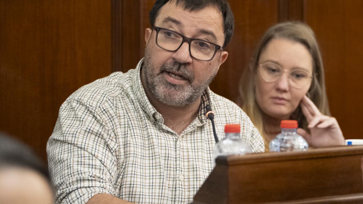 El portaveu de Compromís, David Guardiola, a un plenari.