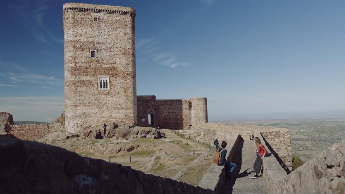 Un fotograma del cortometraje ‘Extremadura. Todo lo que imaginas, donde no te lo imaginas’.