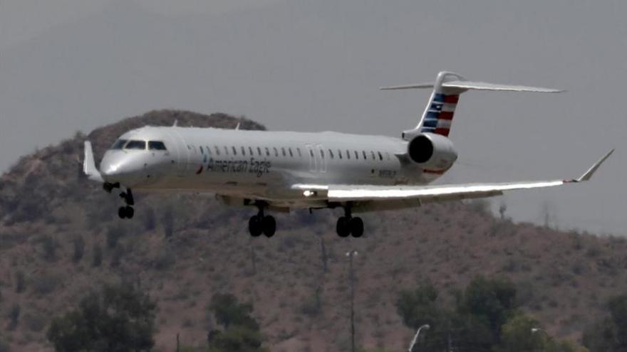 American Airlines cancela medio centenar de vuelos por una ola de calor