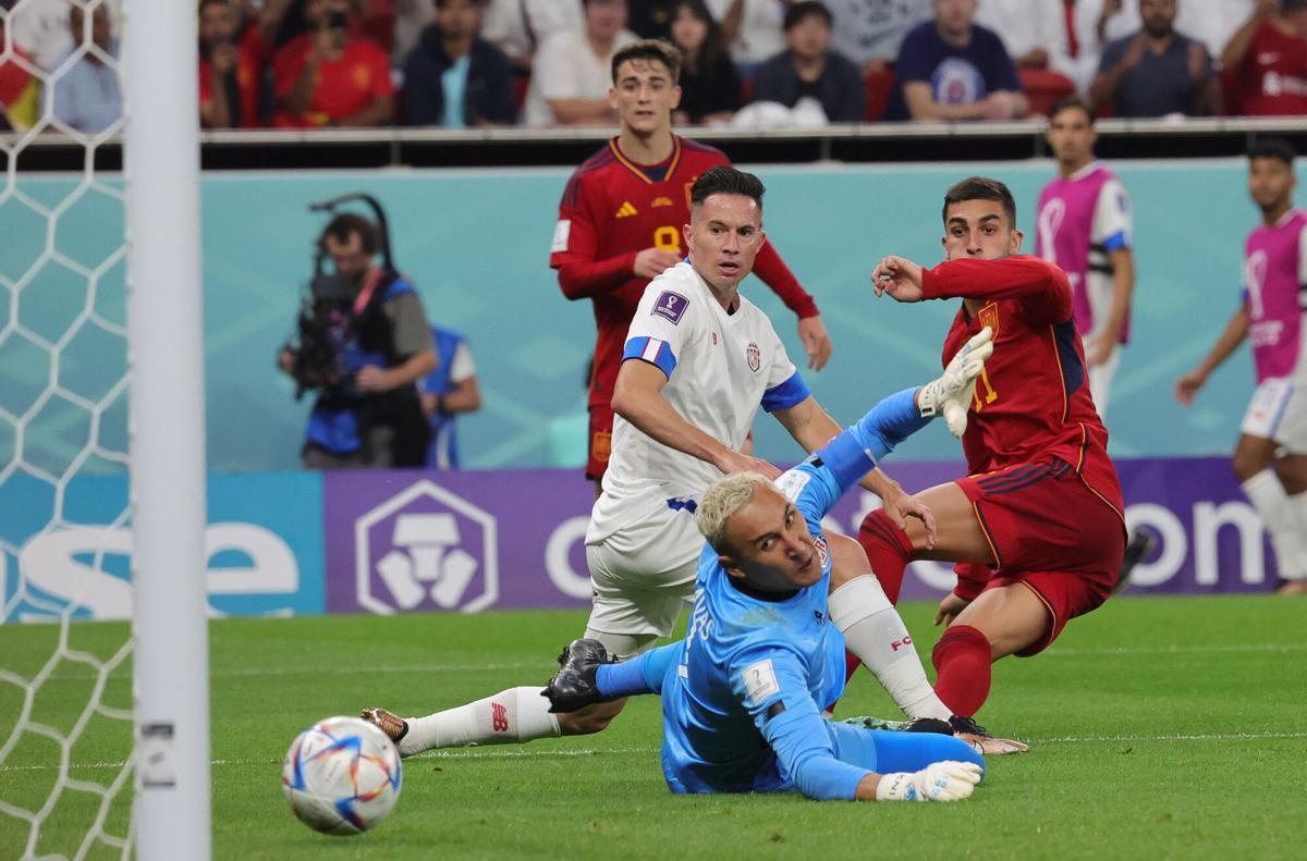 Ferran Torres marcando un gol a Costa Rica en el Mundial del 2022
