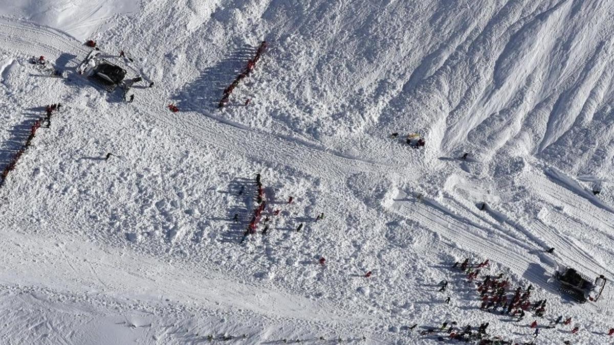 Avalancha de 'nieve en la estación de esquí de Tignes, en los Alpes franceses.