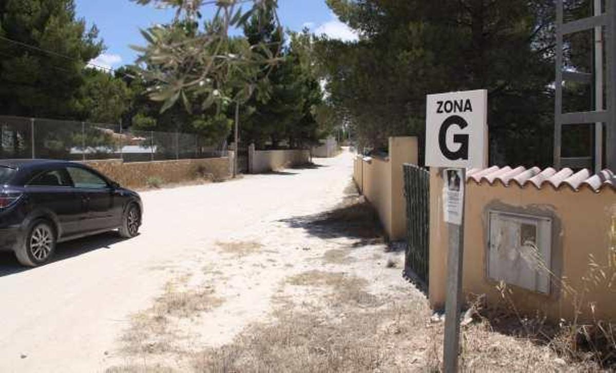 Imagen de una de las calles de la urbanización Finca Terol en Tibi.