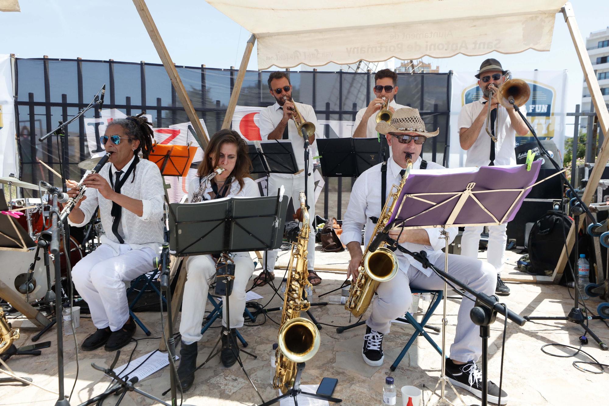 Los chicos del swing reconquistan Ibiza