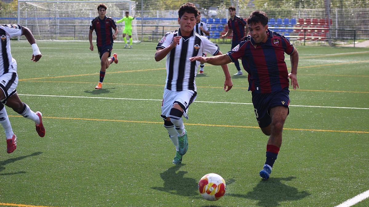El juvenil del Castellón encajó una amplia goleada en casa frente al Levante.