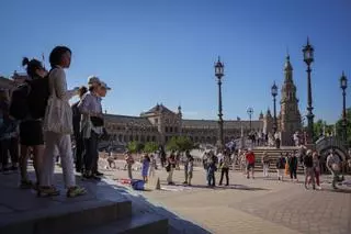 El Gobierno advierte a Sanz que es un "error" cerrar la Plaza de España