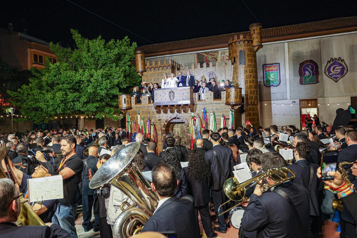 Petrer celebra su Entrada de Bandas