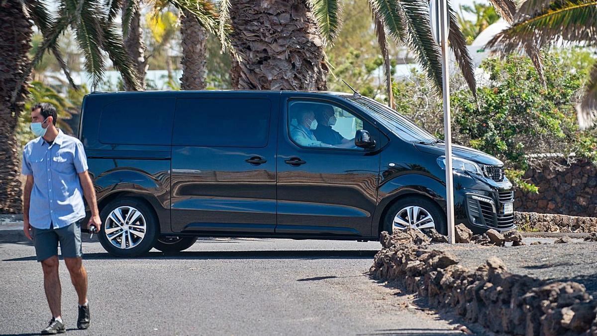 Sánchez se reunirá con Torres en Lanzarote para tratar asuntos canarios