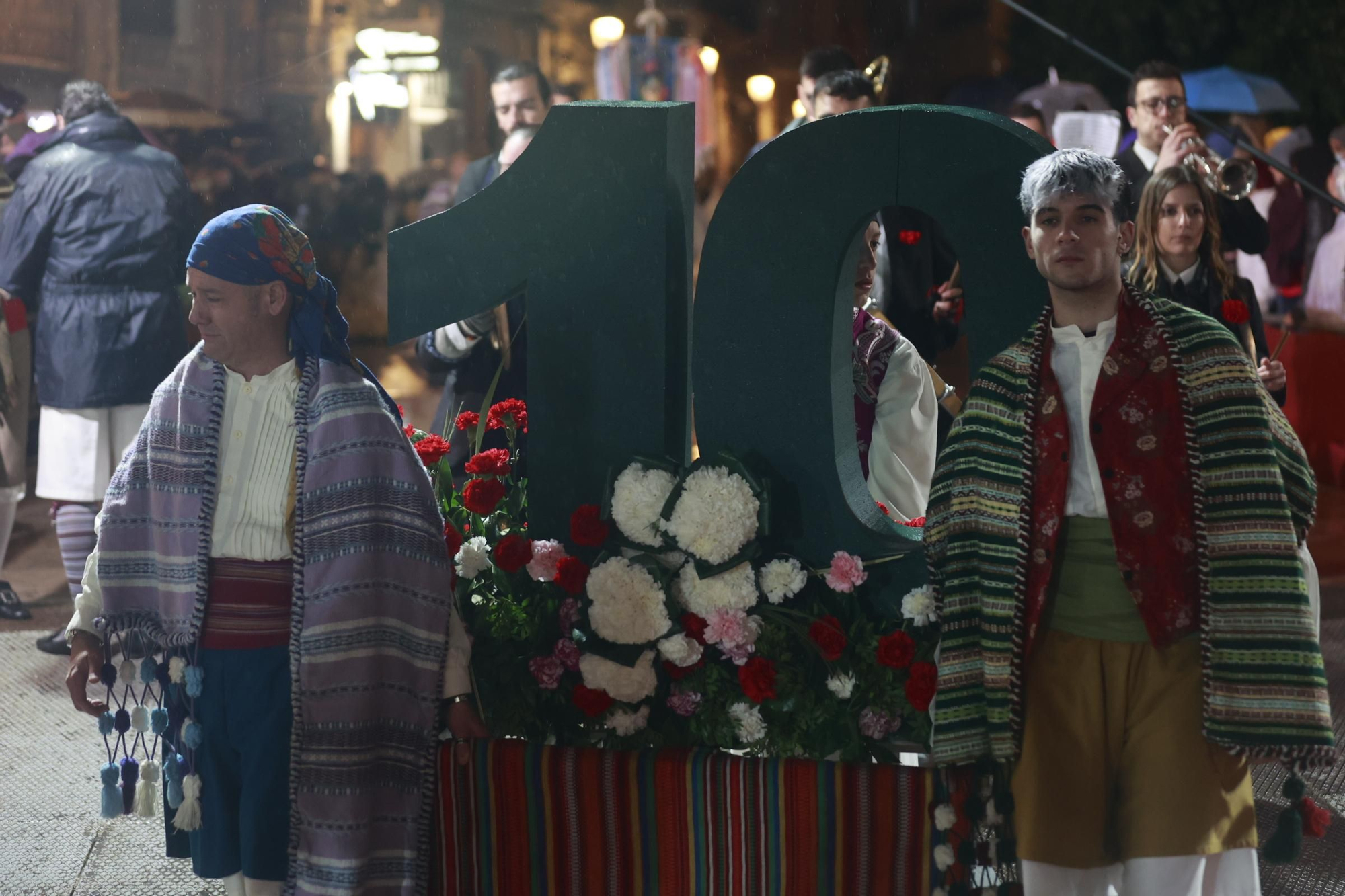 Búscate en la Ofrenda por la calle Quart (entre 22.00 y 23.00 horas)