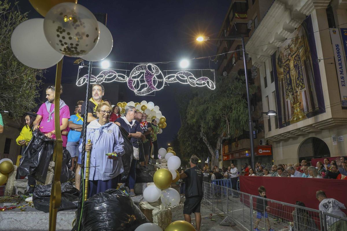 Por cien años más de carrozas en Sant Joan
