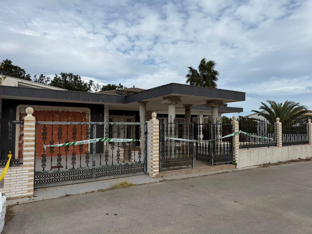 Chalé que llegaron a okupar en la Malvarrosa de Corinto.