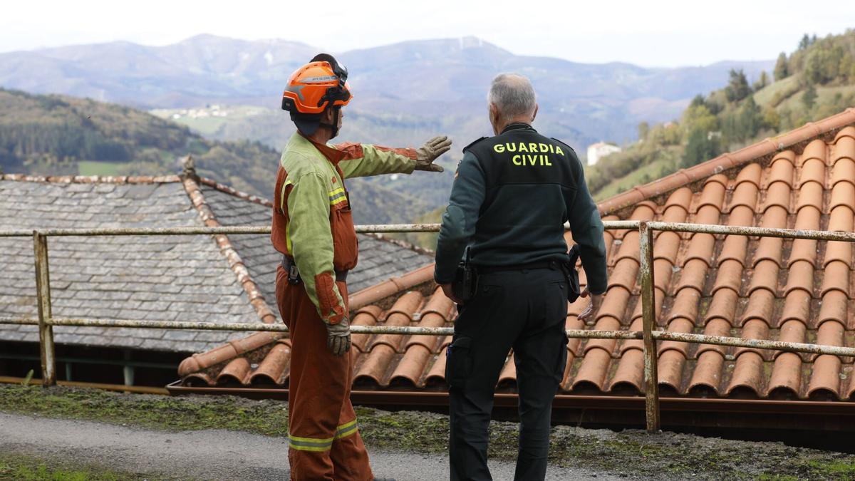 Dispositivo de búsqueda de Tomasín en la Llaneza (Tineo)