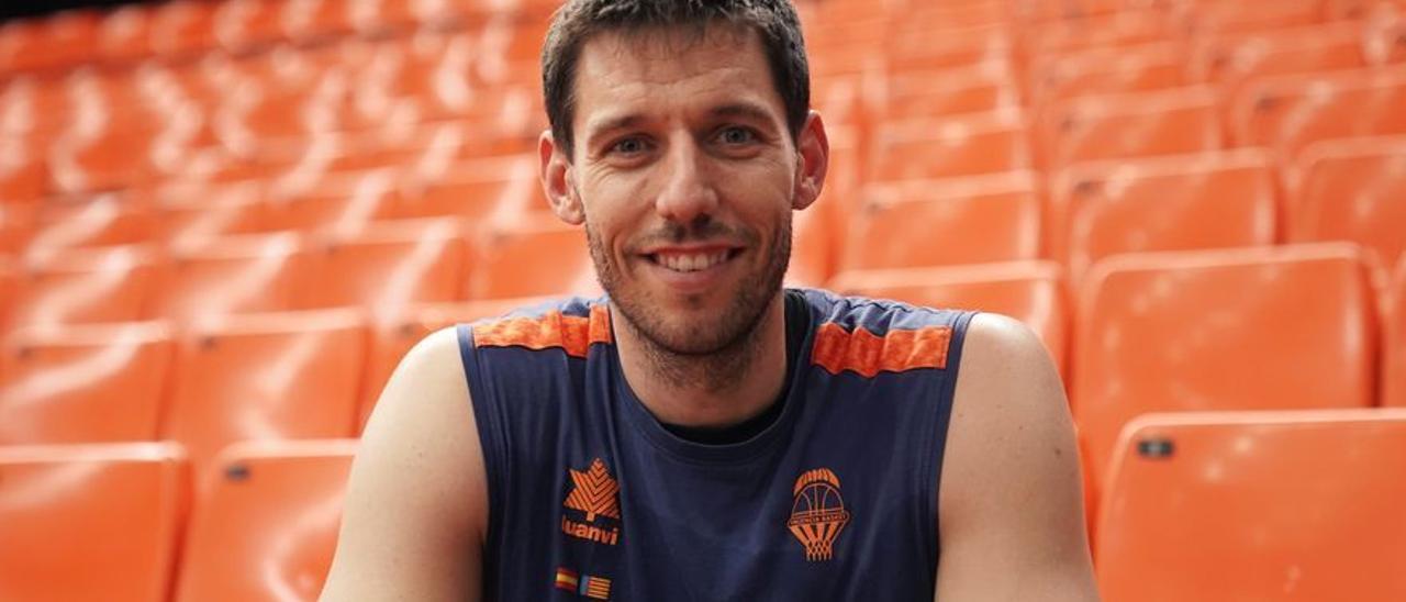 Van Rossom, satisfecho y feliz con su continuidad en el Valencia Basket