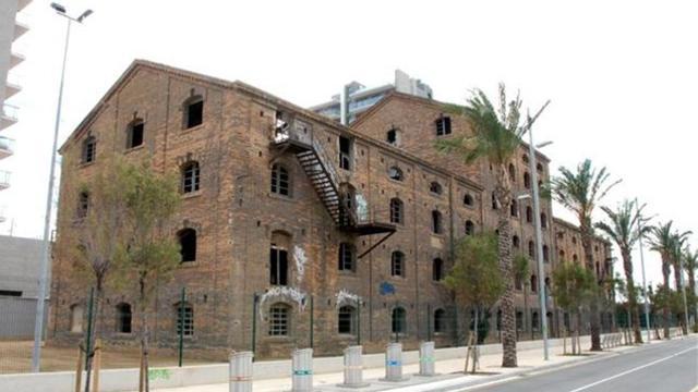 Edificio que está previsto que albergue el futuro Museu del Còmic.