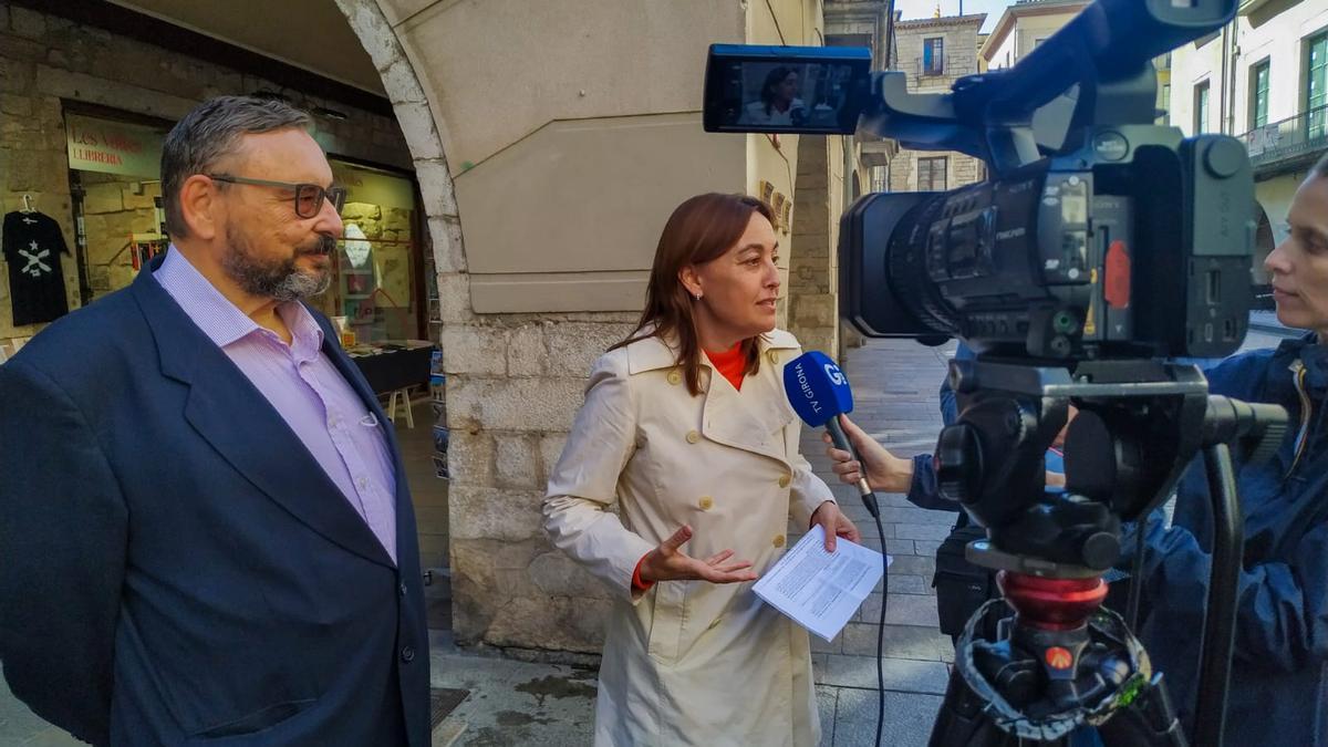 Balbín i Paneque ahir a la plaça del Vi.