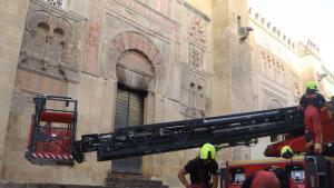 Còrdova respira alleujada al veure la seva mesquita sana i estàlvia