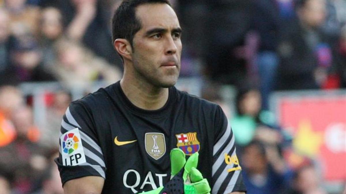 Claudio Bravo no descarta irse del Barça