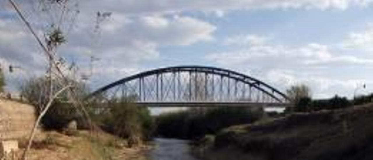 Entorno fluvial del Xúquer a su paso por Gavarda.