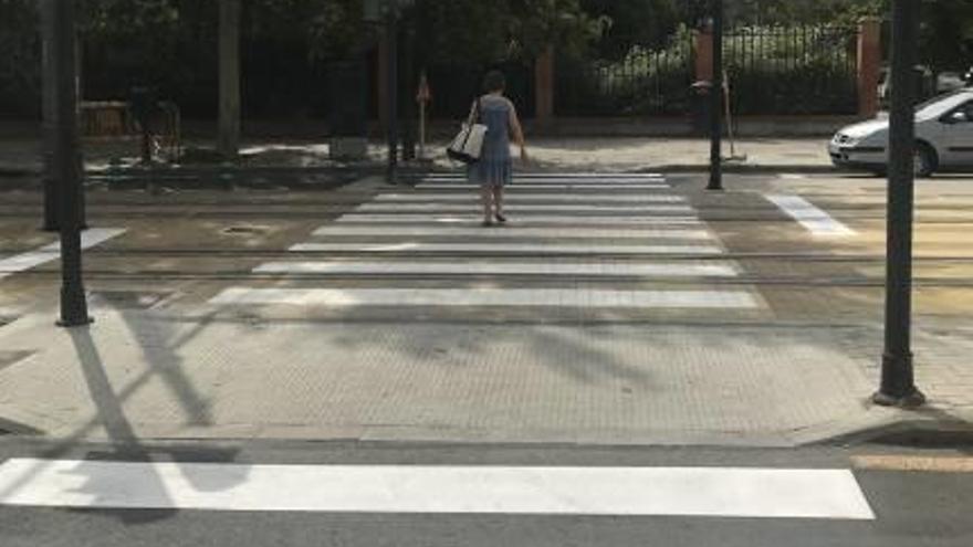 Aumentan la seguridad del cruce del tranvía en Tolsa