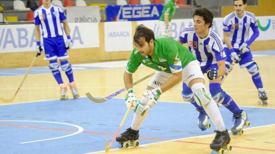 Josep Lamas perseguido por Ignacio Alabart en el partido del miércoles ante el Voltregá.