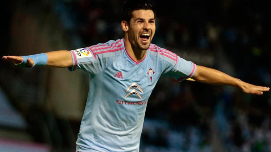 Nolito celebra un gol (temporada 2014/2015). //A. Irago