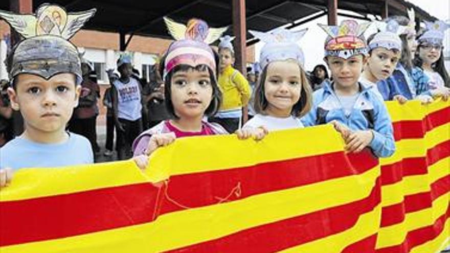 La Flama de la Llengua recorre los colegios