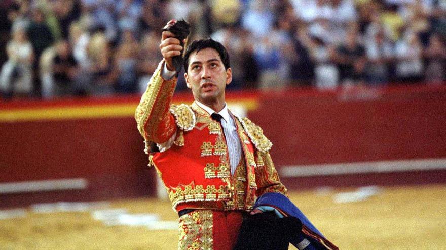 Vicente Barrera: de torero vertical y con dominio a vicepresidente del Consell