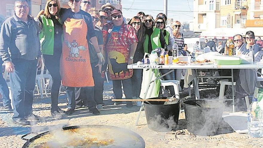 Diversión en Peñíscola con las paellas y la agenda musical