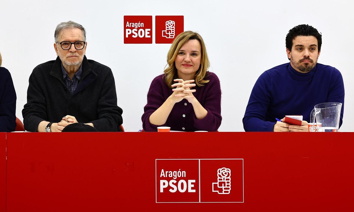 Marcelino Iglesias, Pilar Alegría y Darío Villagrasa, en la Ejecutiva Regional del PSOE, tras las elecciones autonómicas en Aragón.
