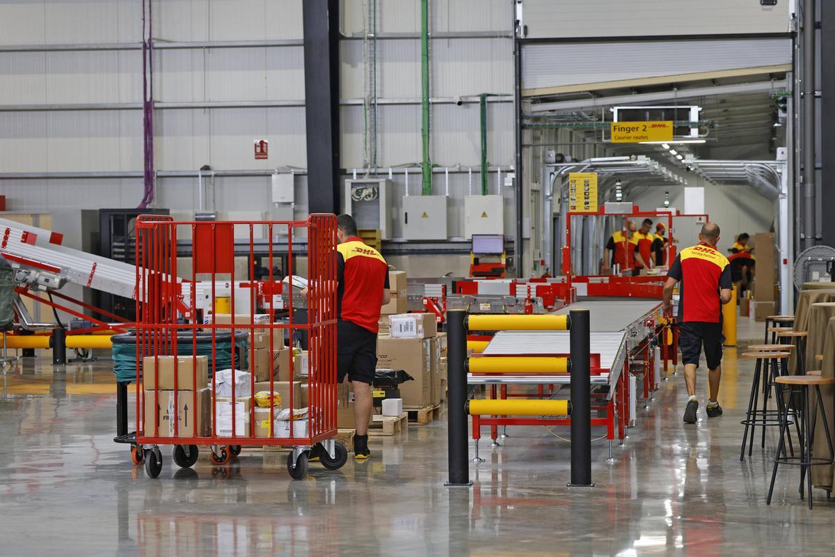 Vilablareix. Carrer de Raset 40. Inauguracio nova infraestructura logistica de DHL. Miguel Borras, director general de DHL Express Espanya.