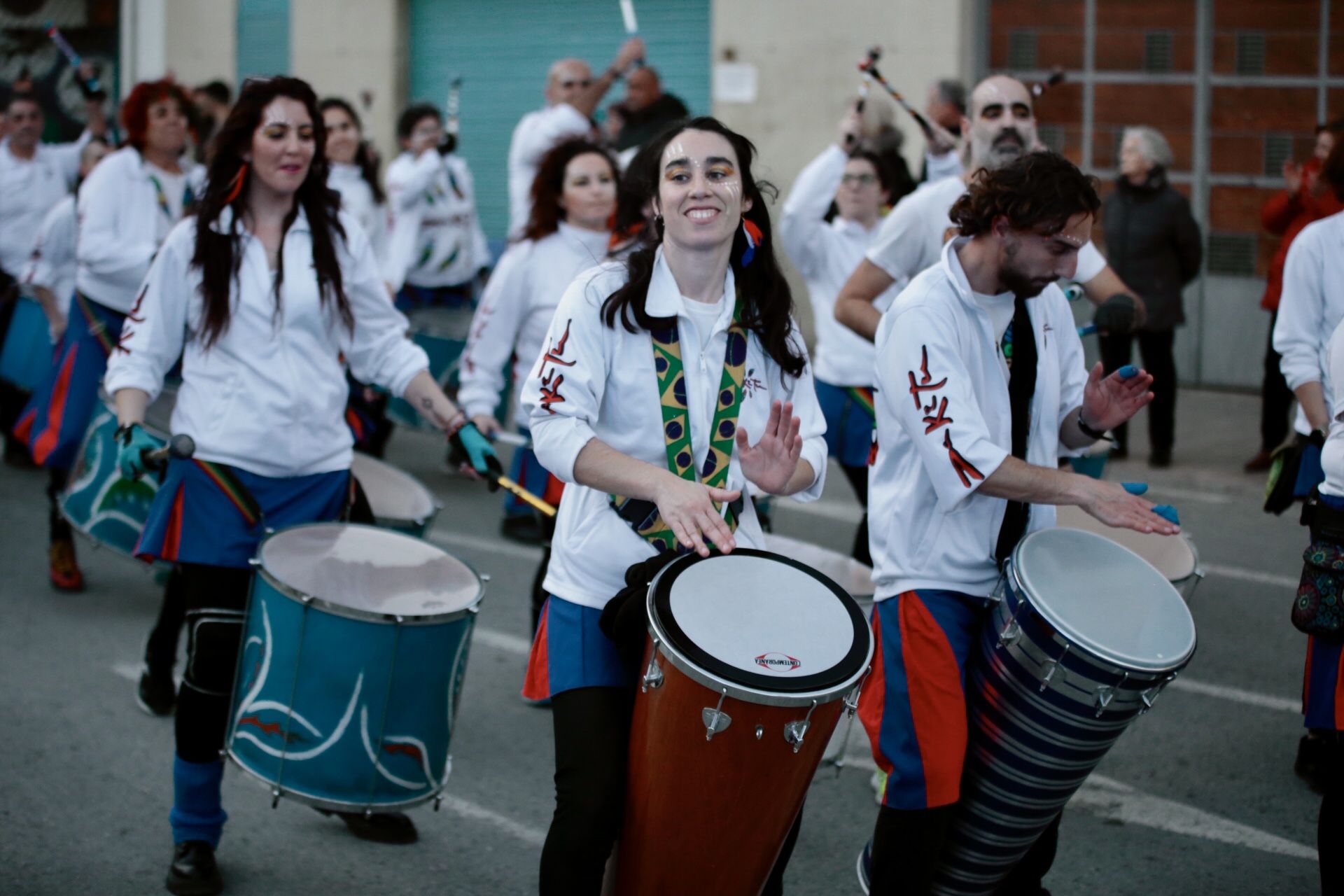 Miles de personas disfrutan del Carnaval en las calles de Lorca