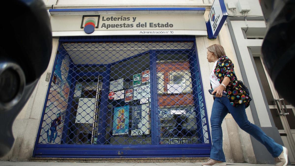 Archivo - Una Administración de Loterías en imagen de archivo.