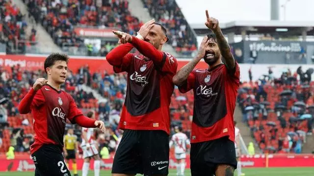 El 'pirata' lo volvió a hacer: Muriqi arremetió con un doblete contra el Rayo Vallecano