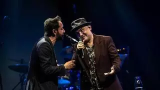Una emotiva ofrenda a Serrat de la mano familiar de Jofre Bardagí en Paral·lel 62