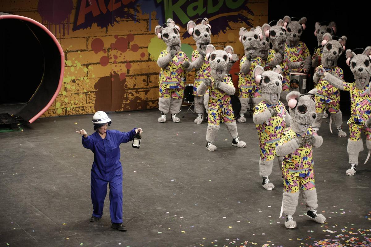 El primer pase del concurso de charangas de Gijón, en imágenes