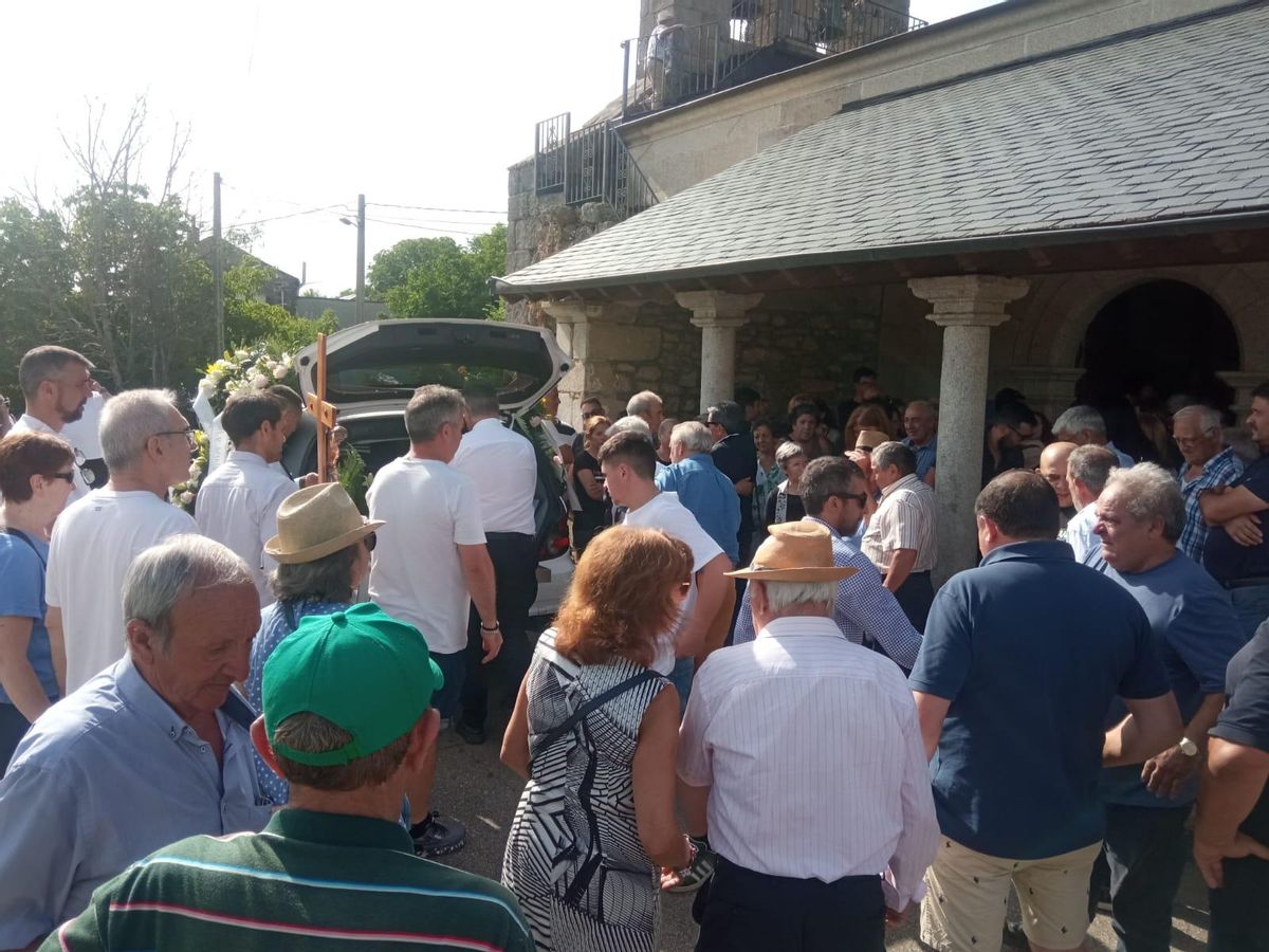 Despedida a Juan Rodríguez, exalcalde de Robleda-Cervantes