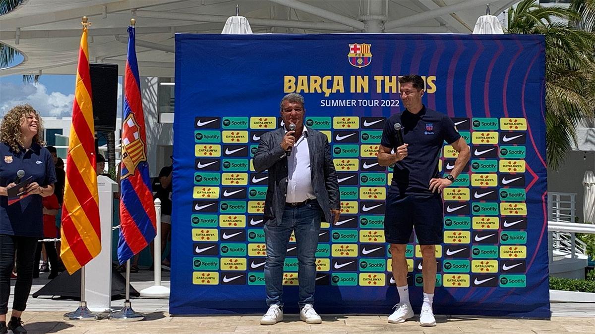 Joan Laporta y Lewandowski, en el acto de bienvenida en Miami