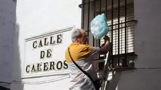 Cuenta atrás para el regreso a Cáceres de la Virgen de la Montaña, que estrena la Tau de San Francisco, icono del colegio San Antonio