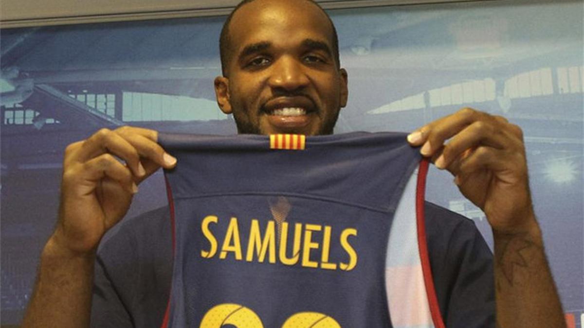 El pívot jamaicano Samuels abandona el FC Barcelona