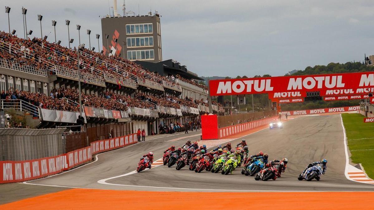 Salida de la Carrera al Sprint de MotoGP en el pasado Gran Premio de la Comunitat Valenciana.