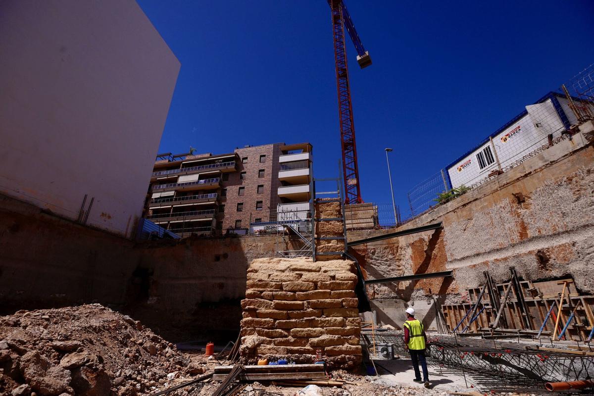 Córdoba. Aljibe del siglo X hallado en el solar de un bloque de viviendas situadas en la esquina de Escritor Conde de Zamora con Emilia Pardo Bazán