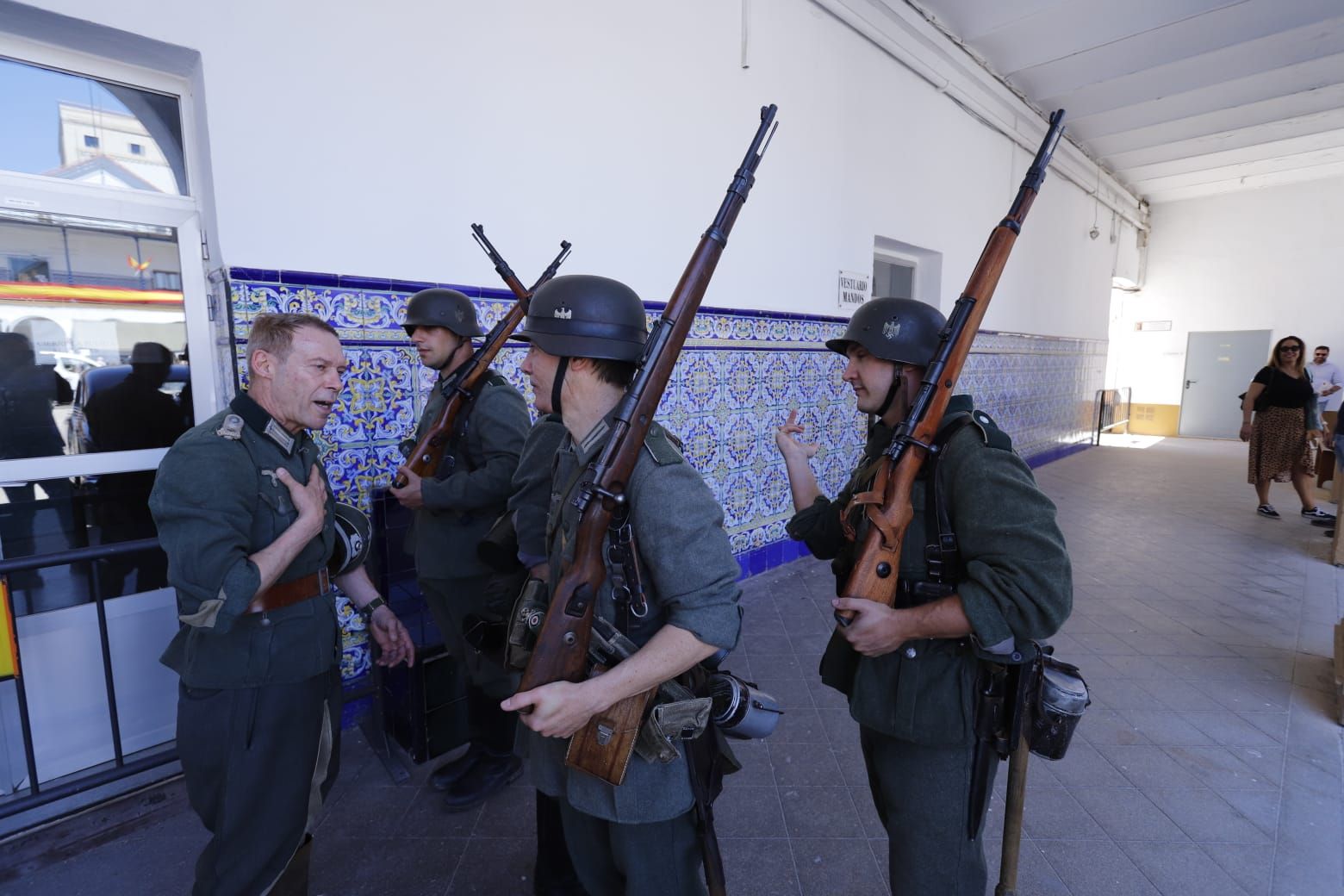 Subirse a un tanque: jornada de puertas abiertas en el Museo Militar de València