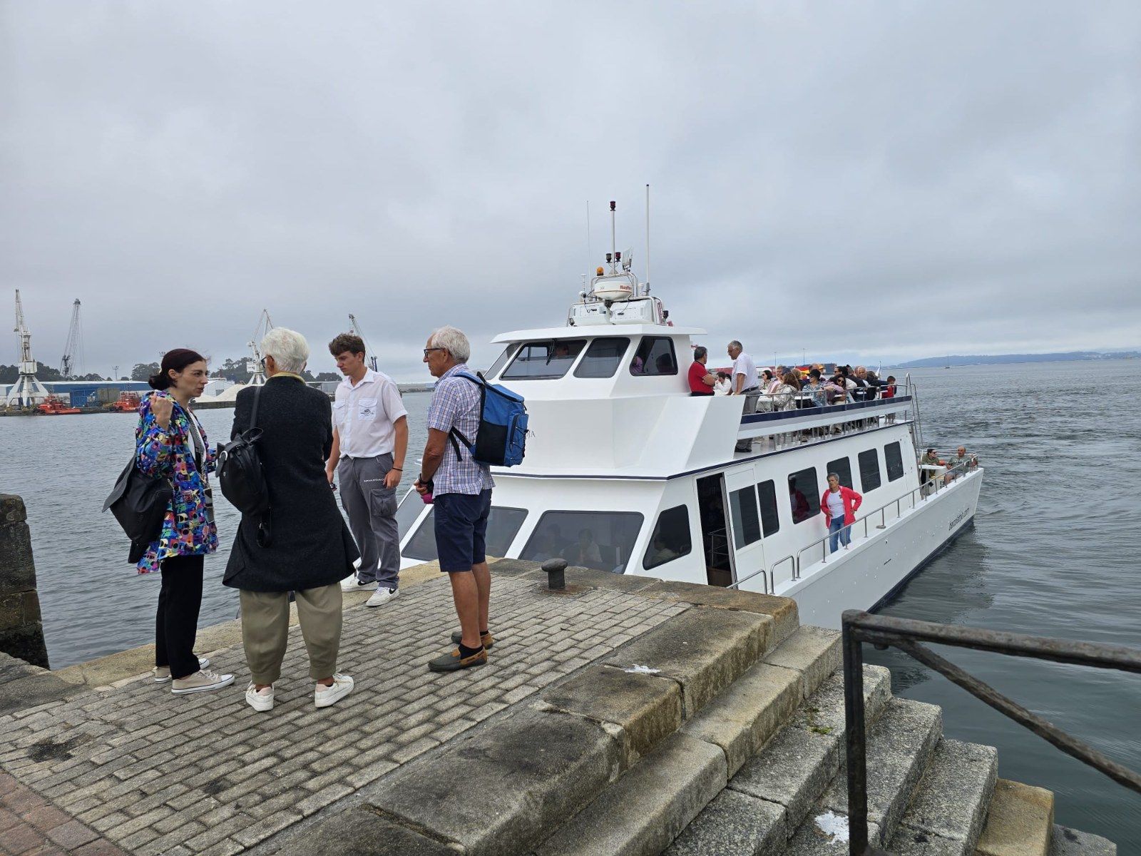 Participantes en el 39 remonte de la Ruta Xacobea do Mar de Arousa e Ulla, esta tarde.