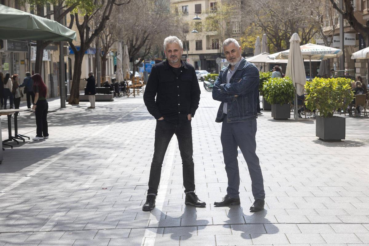 Jaume Estelrich y Pep Álvarez, en la palmesana calle Blanquerna