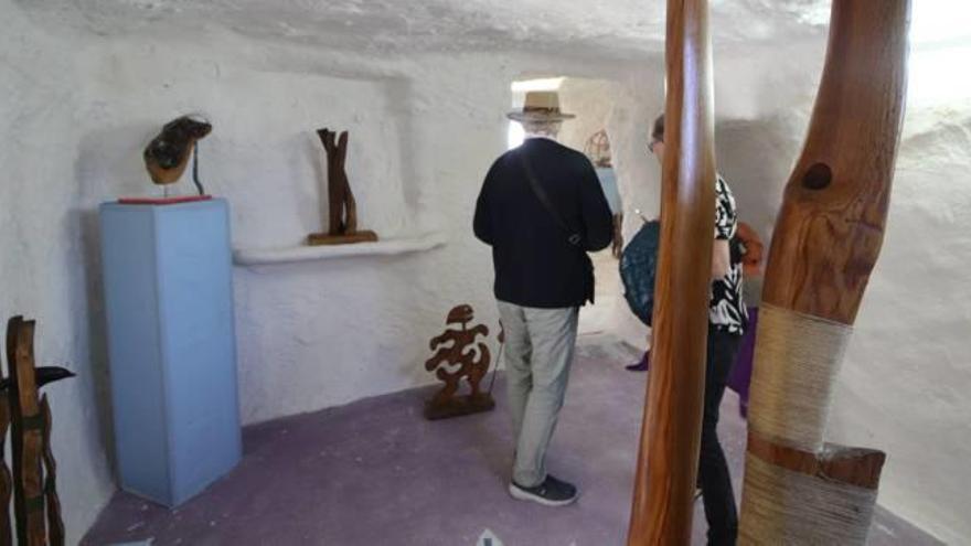 Arte y artesanía en las Cuevas del Rodeo