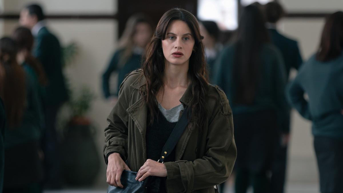 Milena Smit, en 'La chica de nieve: El juego del alma'