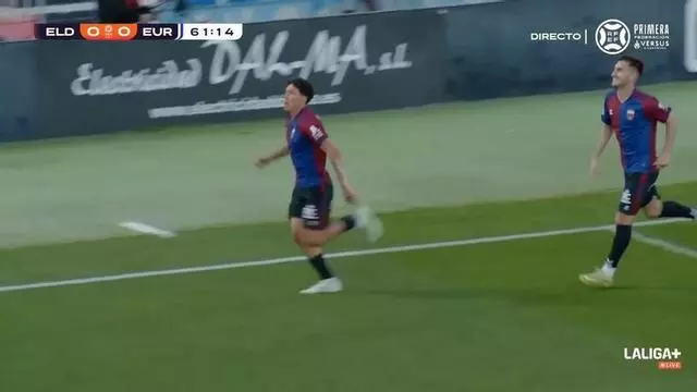 ¡El golazo de Borja Calvo que adelantó al Eldense!