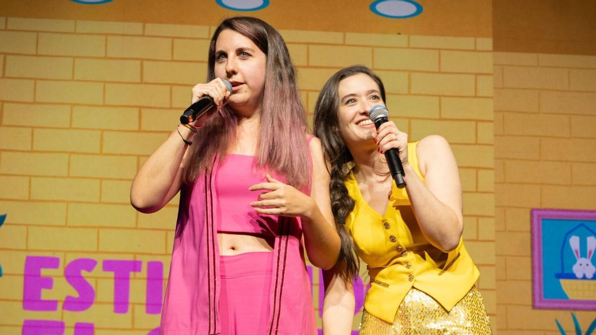 Carolina Iglesias y Victoria Martín de 'Estirando el chicle' agotan entradas en el Encuentro Mundial de Humorismo de A Coruña: "Si vamos a aportar algo al mundo, que sea distinto"