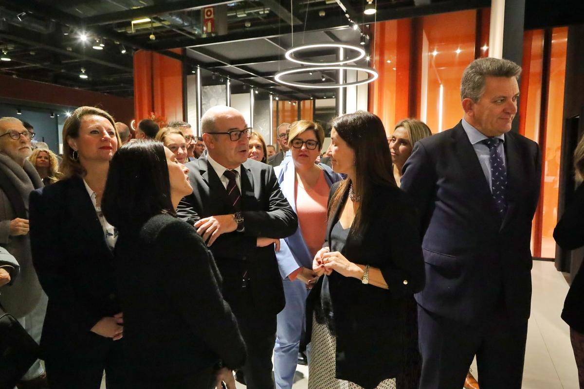 Galería de fotos: Las mejores imágenes de la primera jornada de la feria Cevisama en Valencia Galería de fotos: Las mejores imágenes de la primera jornada de la feria Cevisama en Valencia