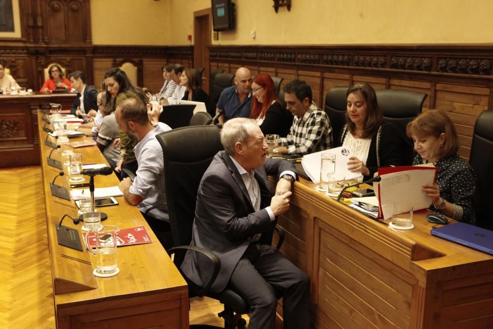 Pleno municipal en Gijón